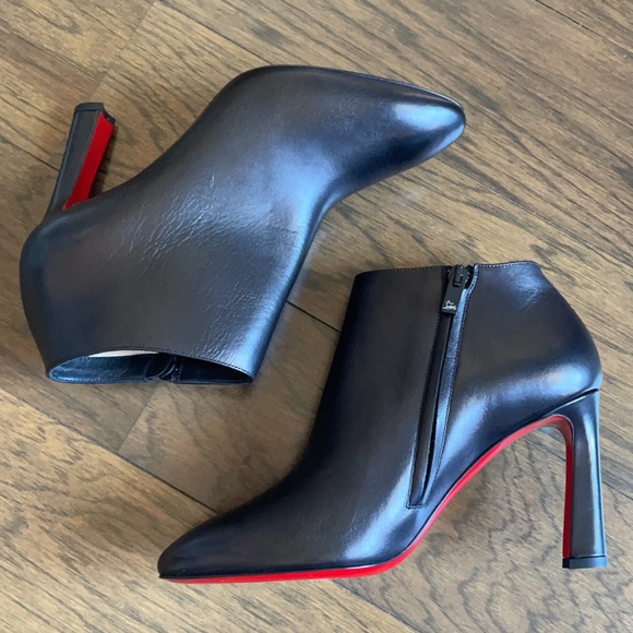 Christian Louboutin Shoes - Christian Louboutin Eleonor 85mm black booties 39